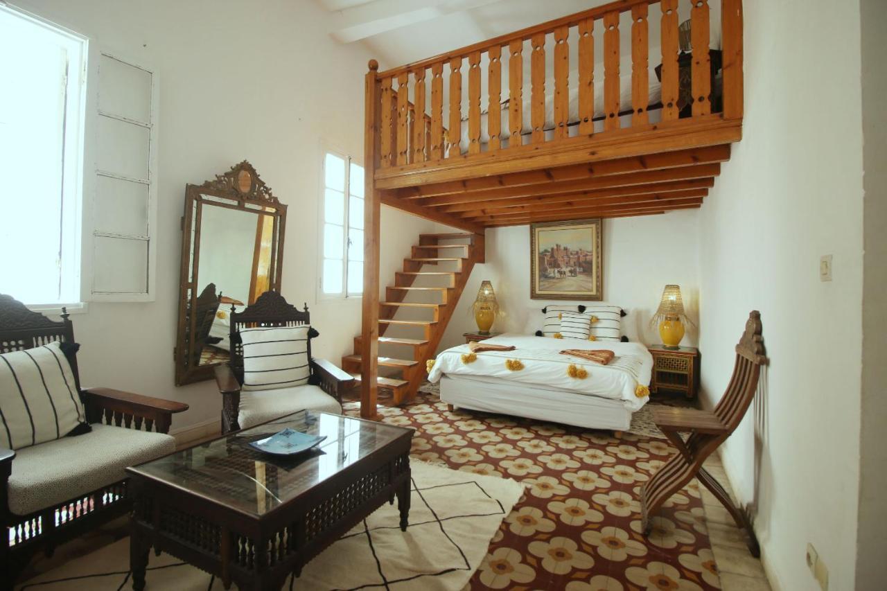 Riad Dar Zayna เอสเซาอิรา ภายนอก รูปภาพ